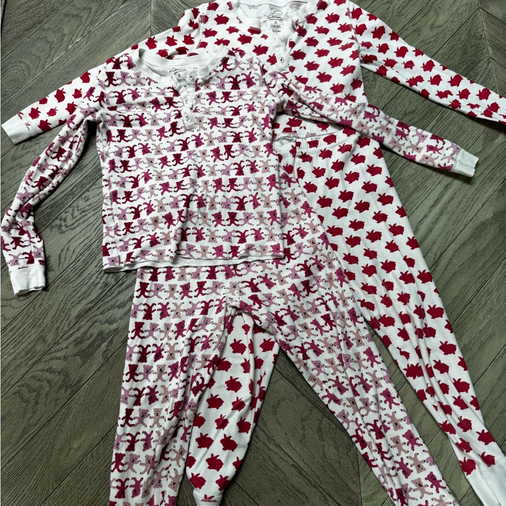 X2 sets of Roberta Roller Rabbit kids pajama sets